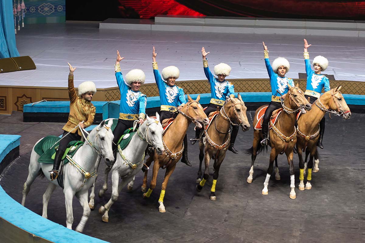 Equestrian group "Galkynysh" performed in the Balkan velayat